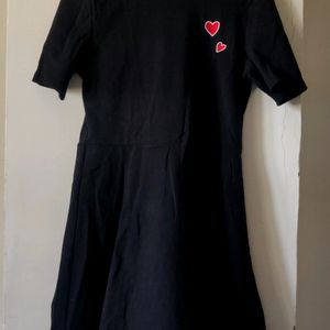 H&M : Black Tshirt dress With Hearts 😍