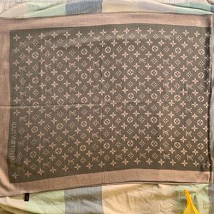 Louis Vuitton Lv shawl/stole