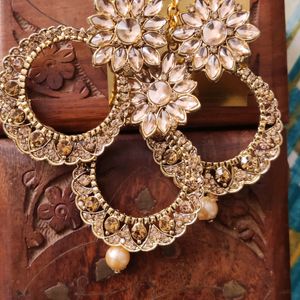 Gold Plated Kundan Earrings With Mang Tikka