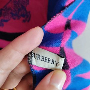 Burberry Warm Shawl / Stole