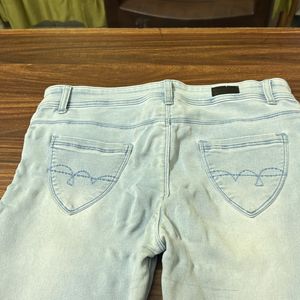 Ice Blue Capry Jeans