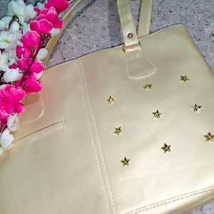 ✨ Cream golden Handbag 👜