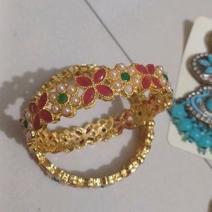 Combo Of Bangles & Earrings