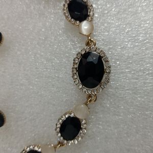 Necklace with earrings