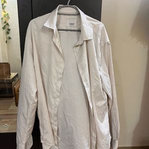 Burberry WHITE SHIRT!🤍