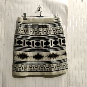 Woolen Skirt For women's