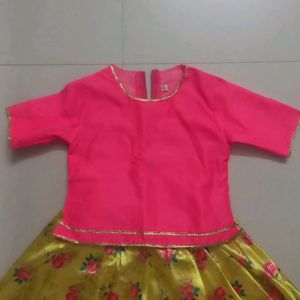 Traditional Lehenga Choli with dupatta for 8-10 yr