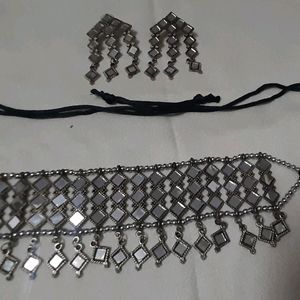 Mirror Necklace Set.