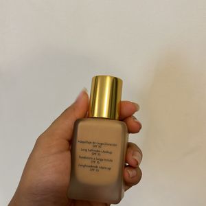 UNUSED Estee Lauder Foundation 30 Ml