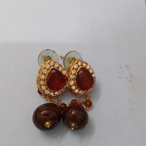 Studded Earing