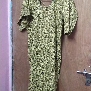 Cotton Kurta In Good Condition