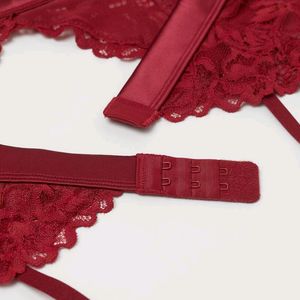 Lace Suspender Belt