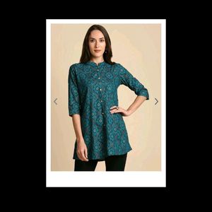 Women's  Kurti In Combo