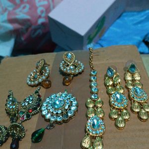 Beautiful Nacklace & Earnings And Magtika