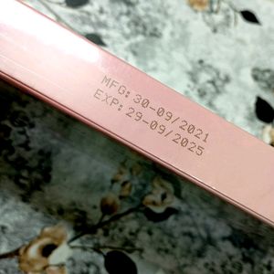 Maliao Sweet Peach Eyeshadow Palette - Irresistibl