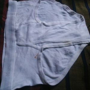 Boy White Brief L Size