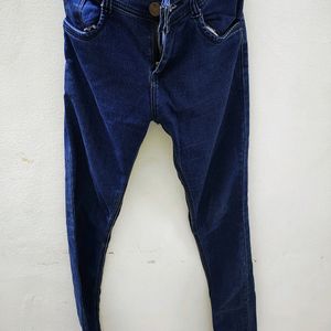 Pack Of Women's 4 Jeans And One 3/4th