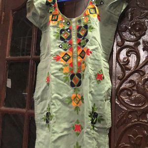 Green Colour Kurthi Set