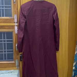 Men Maroon Sherwani With Pyjama & Dupatta