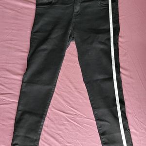 Black Freesize Stretchable Jeans