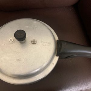 5 L Pressure Cooker+Idly Plates