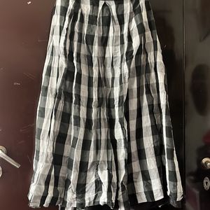 Black and white check Long skirt