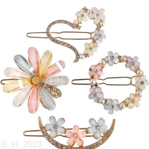 Hair Clips Pack Of 4