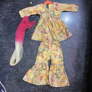 🎉offer🎉Goldish Yellow Kurta Set For Baby Girl