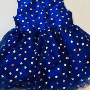 Beautiful Star Printed Frock For 3-4 Year Girl