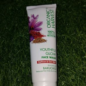 (Sealed)Organic Harvest Youthful Glow Face Wash