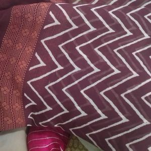 Zigzag Pattern Saree