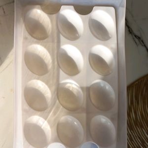 Egg Box