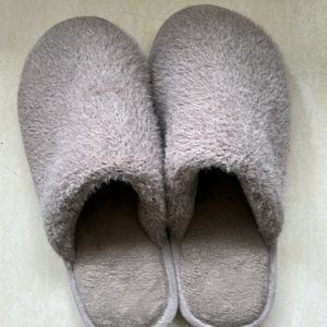 Cozy Beige Indoor Slippers For Winter
