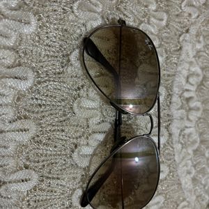 Ray-Ban UV Protection Aviator Sunglasses