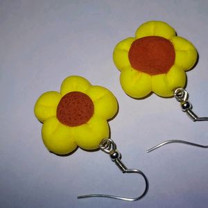 Sunflower 🌻 Earrings