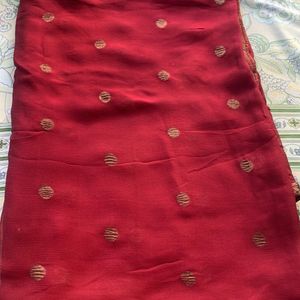 Maroon And Gold Chiffon Saree