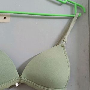 Lightly Padded Pushup Bra For Deep Neck