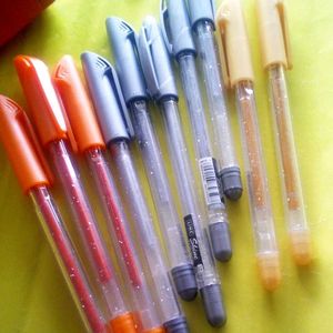 10 Glitter Gel Pen( 7 Colour )