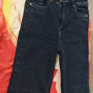 Straight Jeans