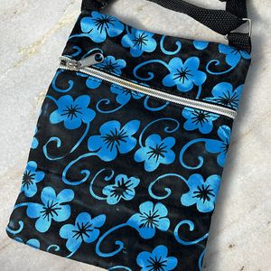 Beautiful Sling Bag For Girls/women
