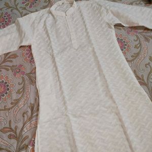 Mens White Kurta | Fitted | Slightly Below Knee