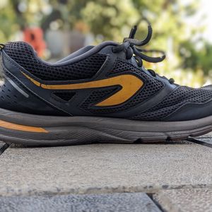 KALENJI Running Shoes (Size:9)