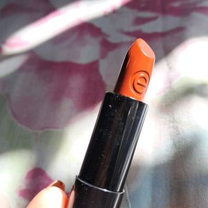 Essence Nudish Rust Brown Lipstick