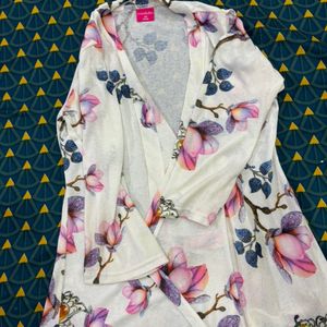 Floral Print White Shrug