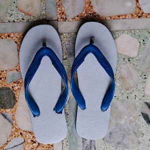 White Rubber Slipper Regular Use