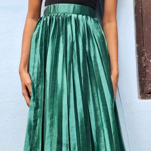 Pleated Midi Skirt