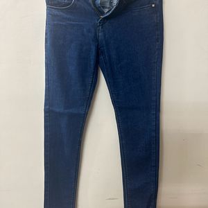 Set Of 2 Jeans