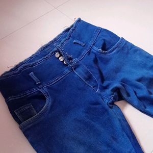 Ankle length Navy Blue Jeans