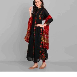 Anarkali Kurta And Dupatta By Pakiza Brand.