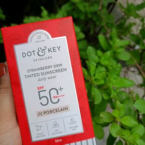 Dot & Key Strawberry Dew Tinted Sunscreen SPF 50+